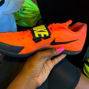 Throwing track & Field shoes for field events